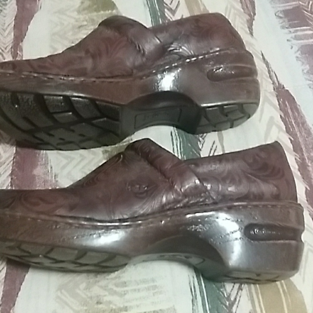 BOC CONCEPTS BY BORN womens clogs Peggy size 8 VGU